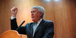Mauvaises pièces, mauvais acteurs Mauvaises pièces, mauvais acteurs
