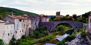 Lagrasse, une aventure en pays cathare Lagrasse, une aventure en pays cathare