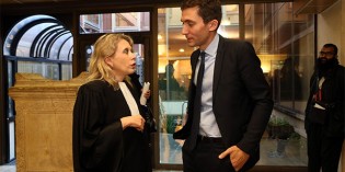 Julien Sanchez, un maire FN face à la « résistance » Julien Sanchez, un maire FN face à la « résistance »
